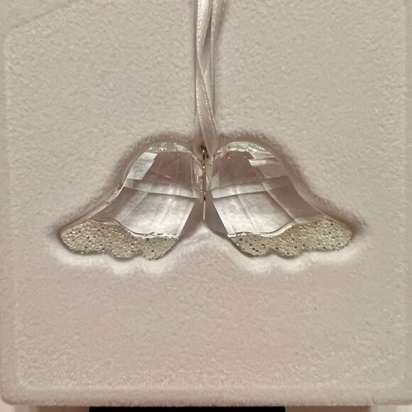 SWAROVSKI Angel Wings Crystal Ornament 0944874 - Picture 2 of 9